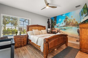 6 bedrooms, iron/ironing board, WiFi, bed sheets