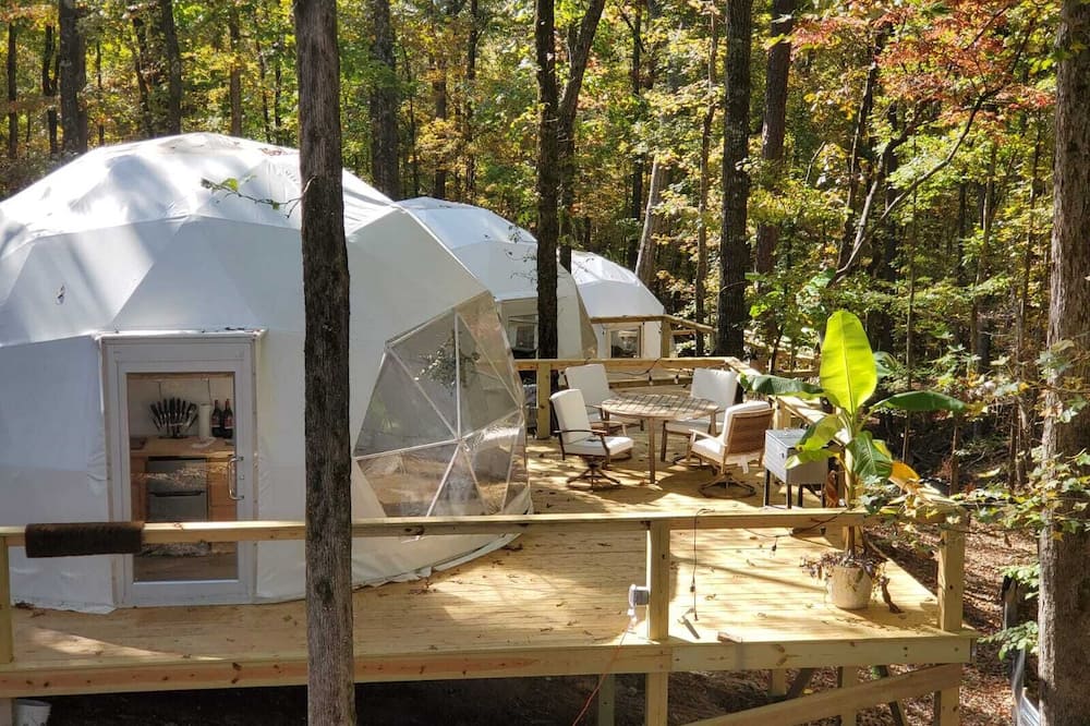 The Glamp Inn - Tignall, GA