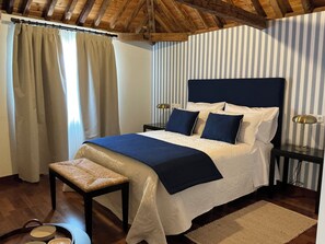 Habitación doble Deluxe, vista al jardín | Wifi gratis