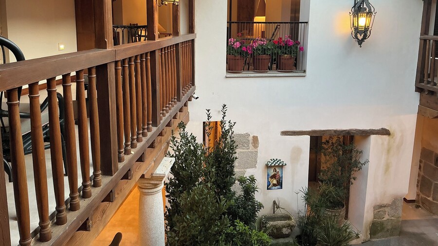 Hotel Casón del Conde