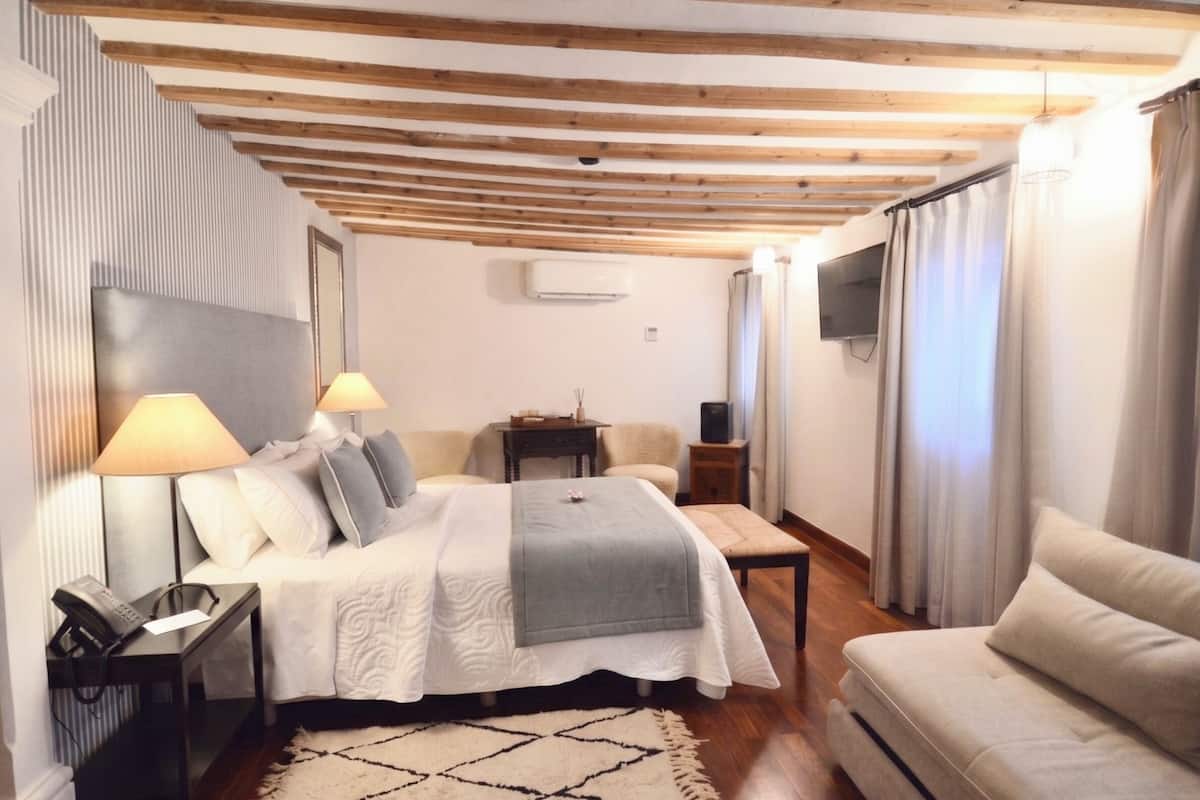 Family Room, City View | WiFi (free), bed sheets