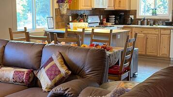 Smart TV, fireplace, table football, ping pong