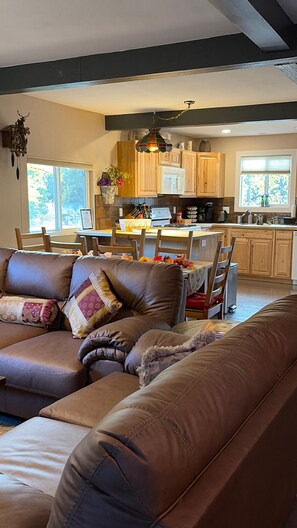 Smart TV, fireplace, foosball, table tennis