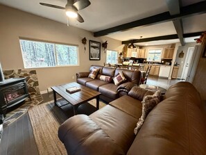 Smart TV, fireplace, table football, ping pong