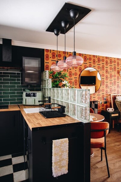 Guest Studio for 2 I Private I Self Contained I Near Cardiff