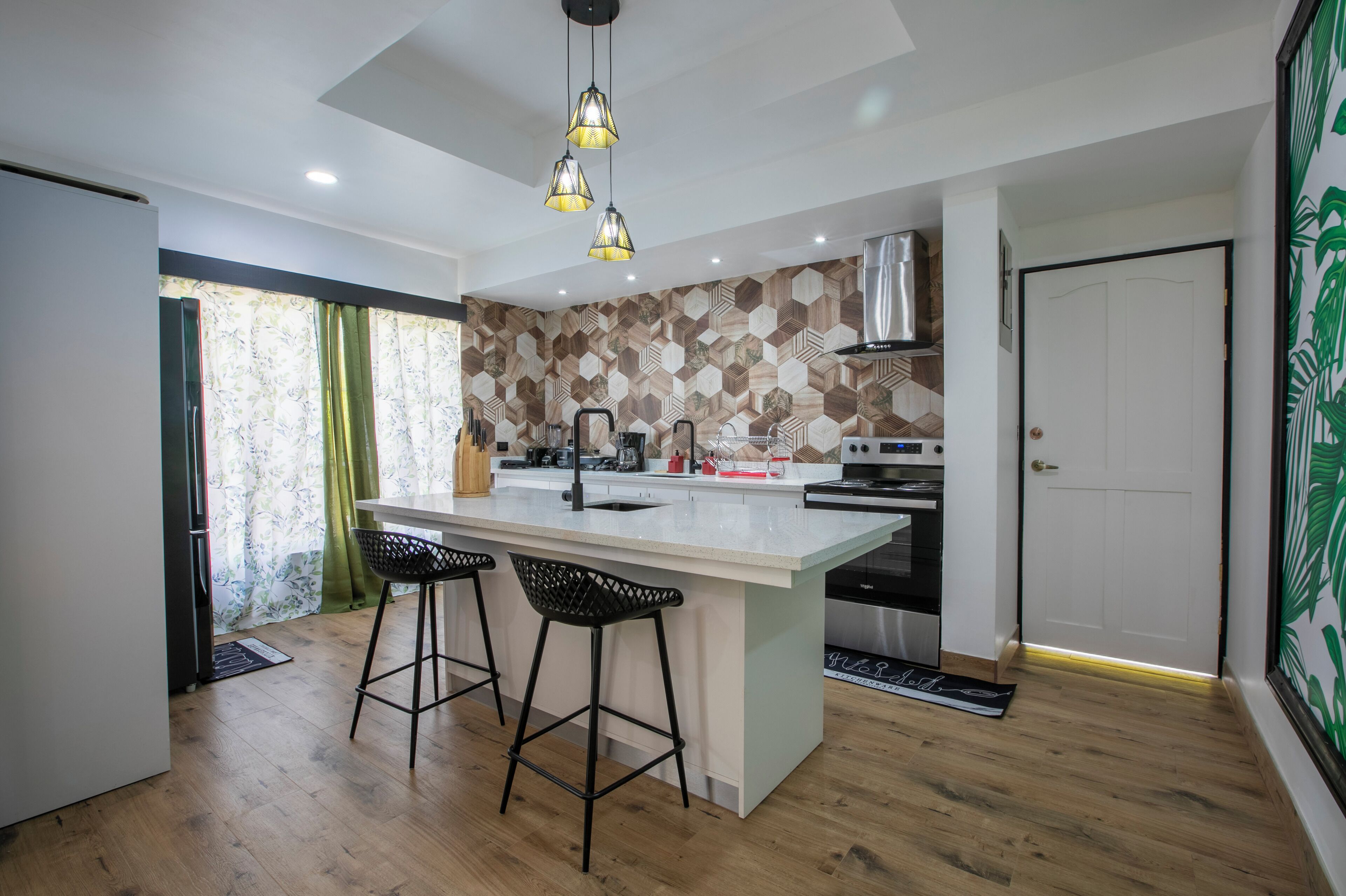 Micro-ondas, fogão, cooktop