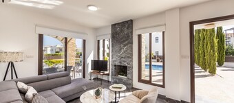 Stunning 3 Bedroom Villa in Ayia Thekla