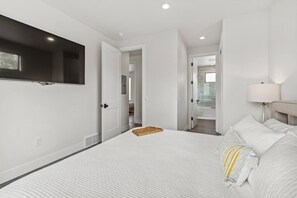 2 chambres, fer et planche à repasser, Wi-Fi gratuit, draps fournis