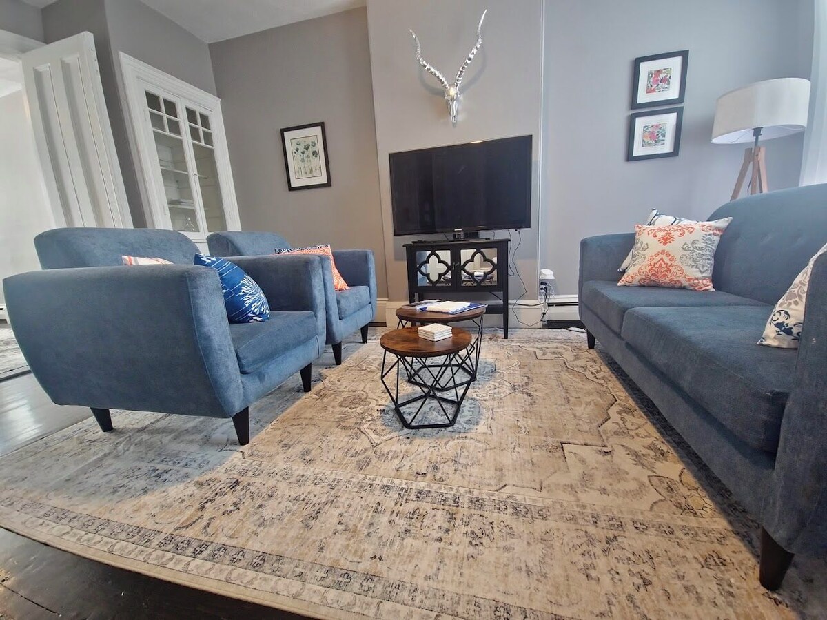 Charlestown Gem - Historic and Central Boston location, perfect for walking