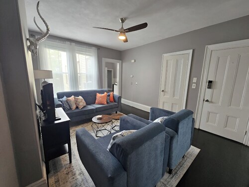 Charlestown Gem - Historic and Central Boston location, perfect for walking