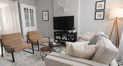 Charlestown Gem - Historic and Central Boston location, perfect for walking