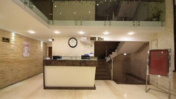 House | Meja sambut tetamu