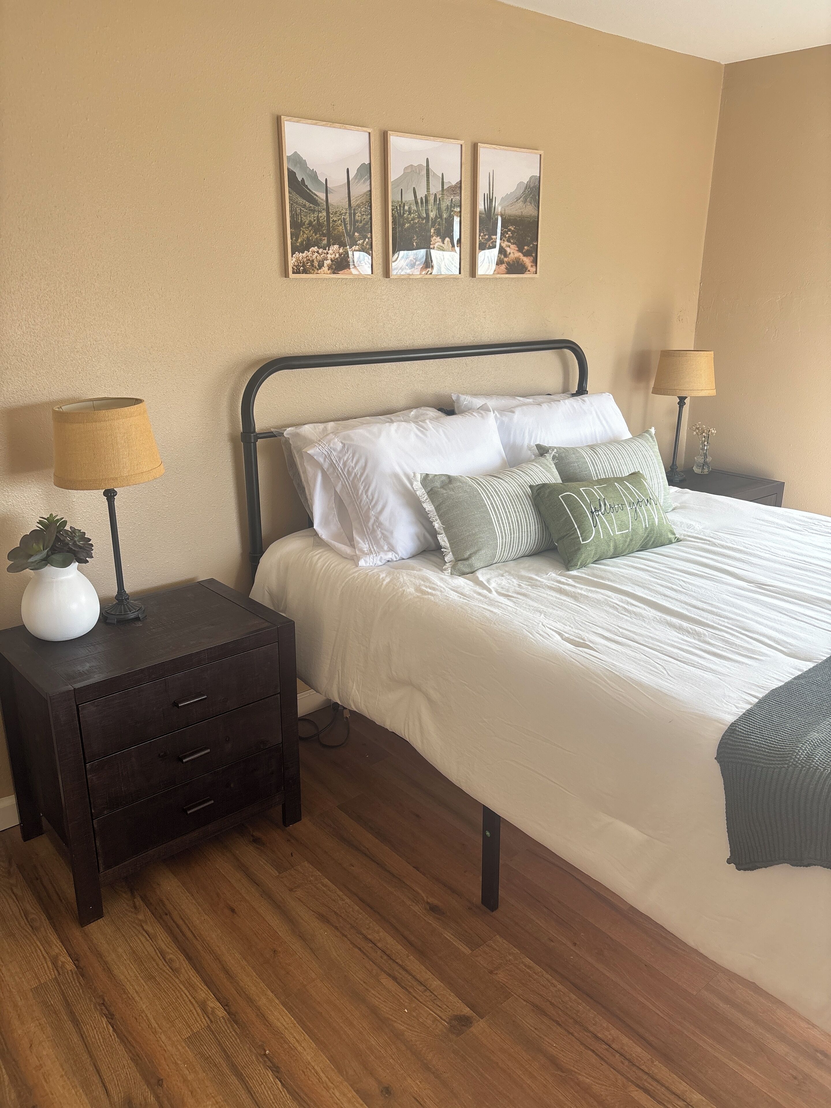 3 soverom, wi-fi (inkludert) og sengetøy