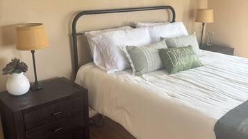 3 habitaciones, wifi gratis y ropa de cama