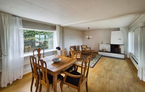 Dining - Awesome home in Fitjar with WiFi (Fitjar)