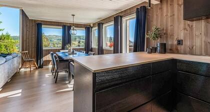 Amazing Home In Ă
l - With Wifi