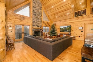 Smart TV, fireplace, table football, ping pong