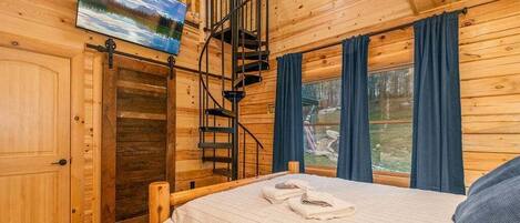 5 Schlafzimmer, Schreibtisch, Bügeleisen/Bügelbrett, kostenloses WLAN