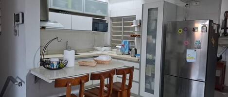 Microondas y parrilla de estufa