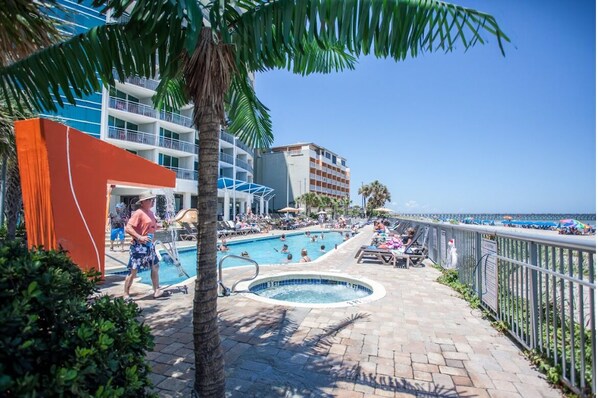 Piscine couverte