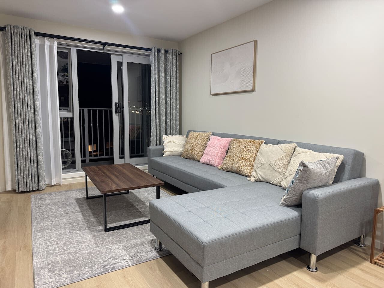 Luxury Penthouse-2 Carparks-tennis Court - Auckland