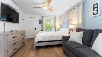 1 chambre, fer et planche à repasser, lit parapluie, Wi-Fi gratuit