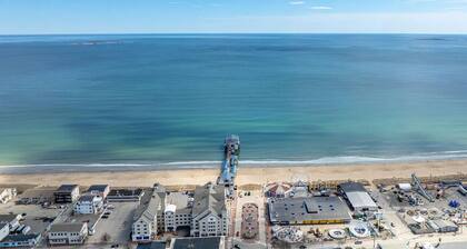 Heated Saltwater Pool Short Walk to Beach Pier 9