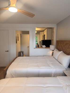 1 dormitorio, tabla de planchar con plancha, cuna de viaje y wifi gratis