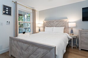 2 bedrooms, iron/ironing board, travel cot, free WiFi