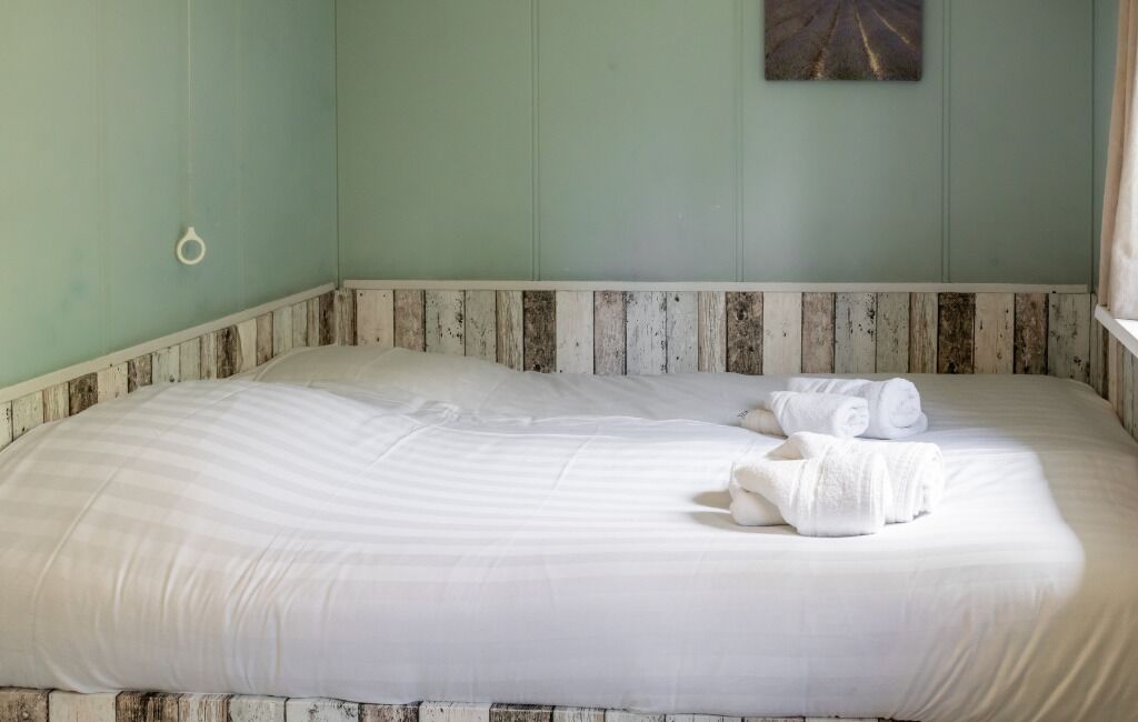 Schlafzimmer 2