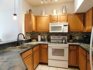 Oven, stovetop, ice maker