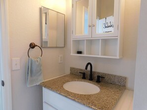 Bathroom - Gardens of Beachwalk 1 bedroom 1 bathroom with balcony (Fort Myers)