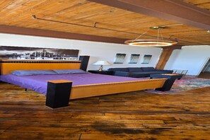 Interior - Waterfront views of Belle Isle, Detroit River, and Windsor (Detroit)