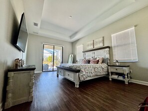 4 bedrooms, WiFi, bed sheets