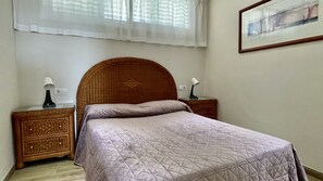 Apartment | 2 Schlafzimmer, Bügeleisen/Bügelbrett