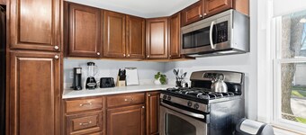 3-bedroom house in charming Taylor close to Downtown Detroit