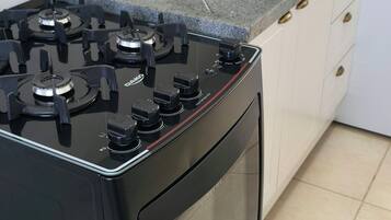 Oven, stovetop