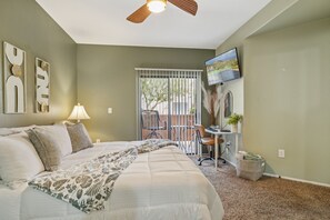 2 bedrooms, iron/ironing board, free WiFi, bed sheets