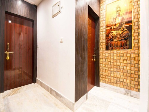 Hotel O Birhana Road Shyam Bazar