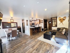 Smart-TV, peis, videospill og bordtennis