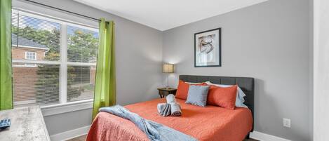 2 habitaciones, tabla de planchar con plancha y wifi gratis