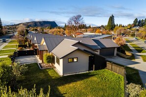 Exterior - 208 Alpine Escape Wanaka (Wānaka)