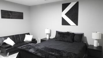 5 bedrooms, free WiFi, bed sheets