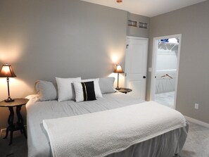 5 bedrooms, free WiFi, bed sheets