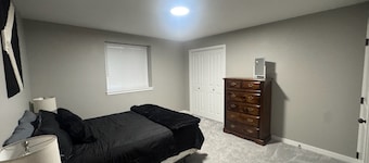 Downtown Iowa City - Brand New Luxury Stay