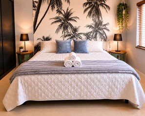 3 bedrooms, in-room safe, desk, iron/ironing board