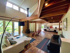 Luxury Cottage, 4 Bedrooms, Kitchen, Garden View | Living area