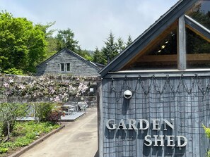 Entrada al alojamiento