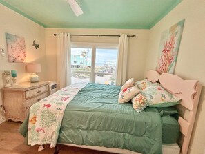 5 sovrum, skrivbord, strykjärn/strykbräda och gratis wi-fi