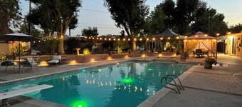 Cozy 1-bedroom private guest room in tranquil Hemet with AC